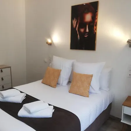 Logis Belle Etoile 2*