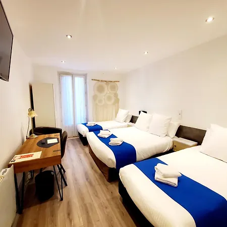 ホテル Logis Belle Etoile 2*