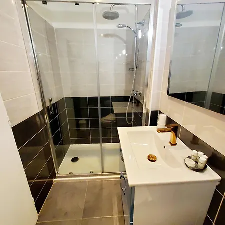 Logis Belle Etoile 2*