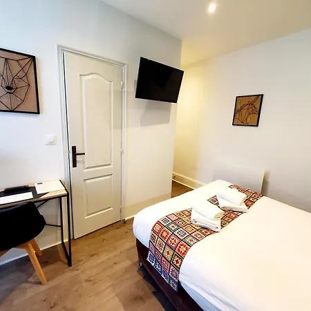 Logis Belle Etoile Hotel