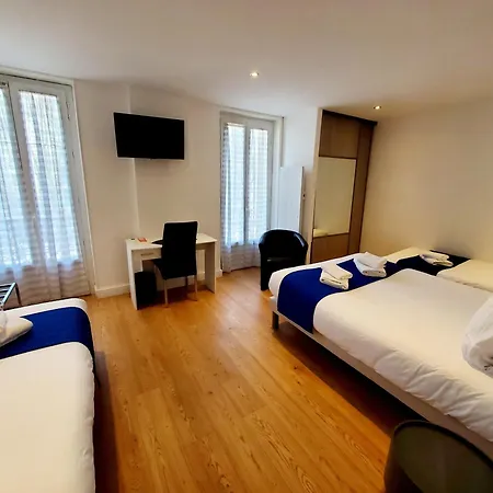 Logis Belle Etoile Hotel