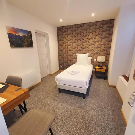 Logis Belle Etoile 2* Виши