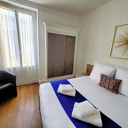 Logis Belle Etoile Hotel