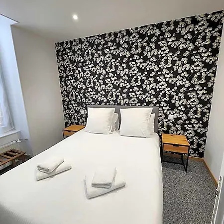Logis Belle Etoile Otel 2*
