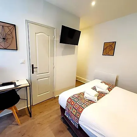Logis Belle Etoile Hotel