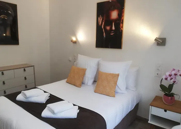 Logis Belle Etoile 2*