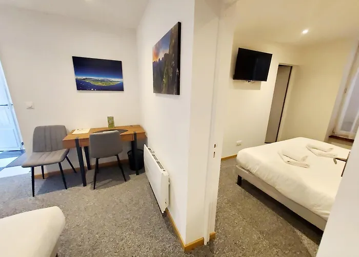 Hotel Logis Belle Etoile 2*